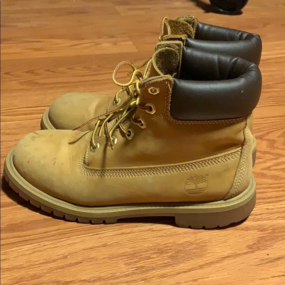 Timberlands - Picture 2 of 8